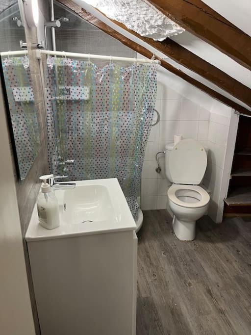 New Quiet Free Wifi In Gran Via Downtown Appartement Madrid